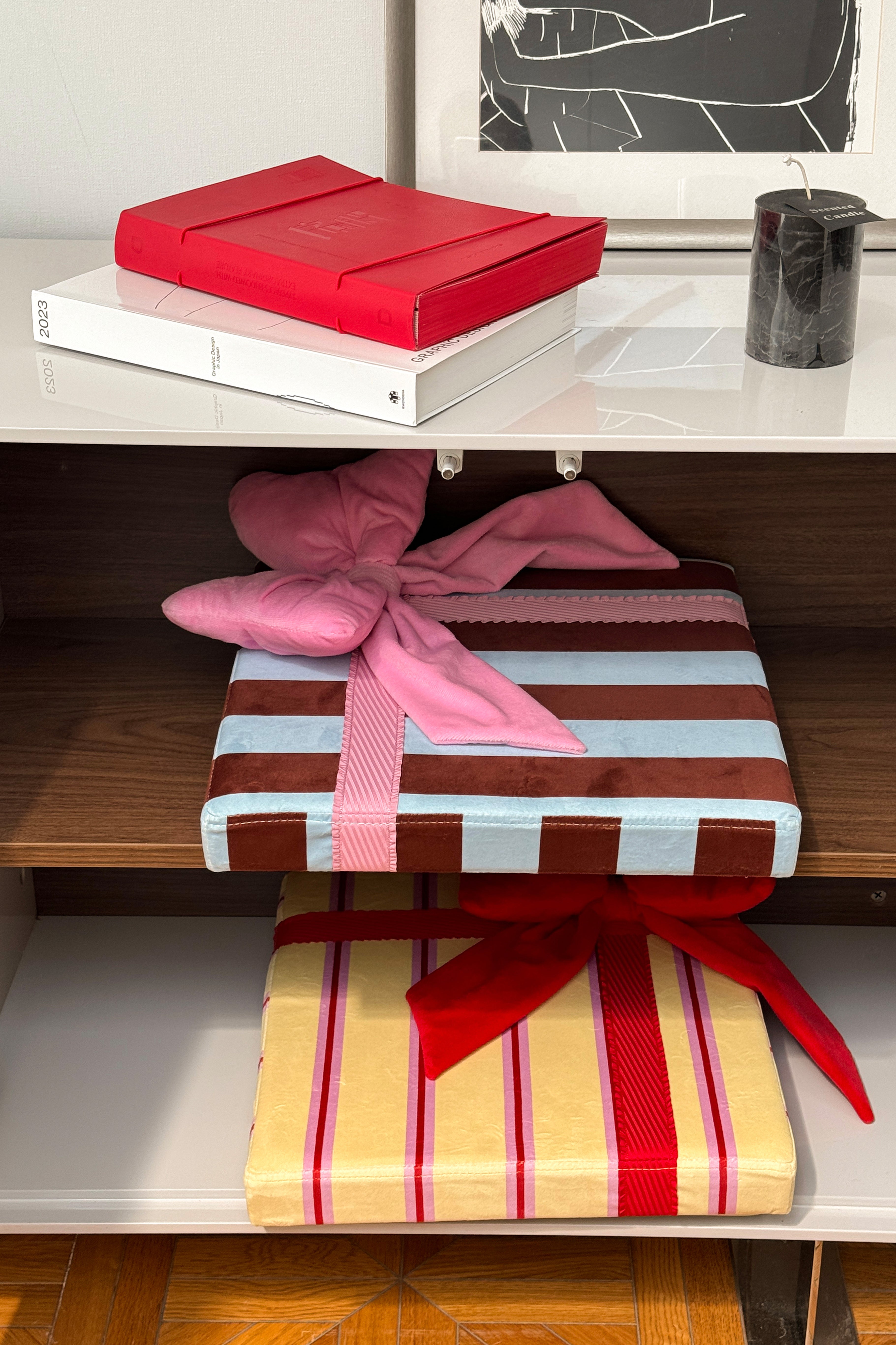 Ribbon Gift Storage Box