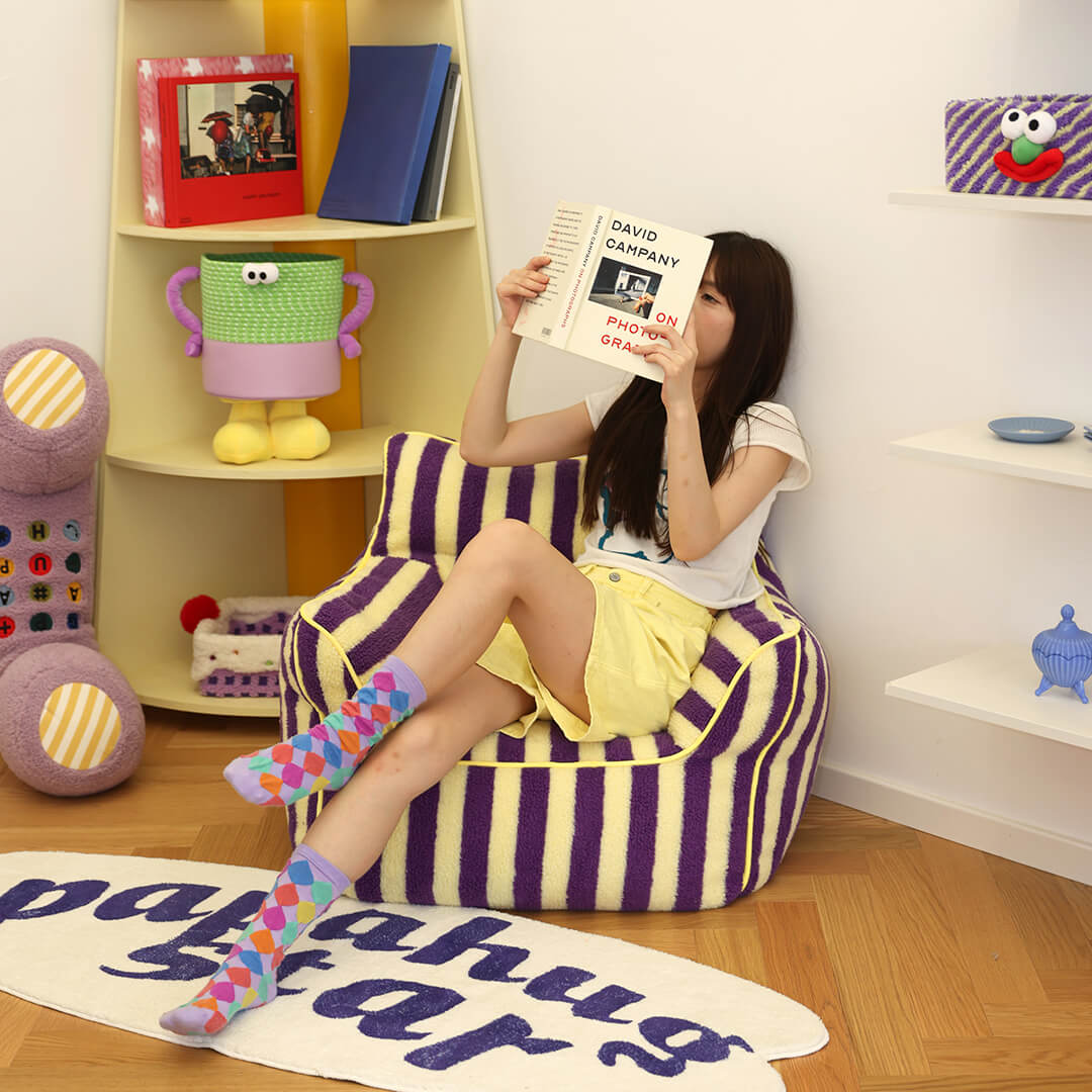 The Banana Shape Bean Bag Chair for selling Children and Kids