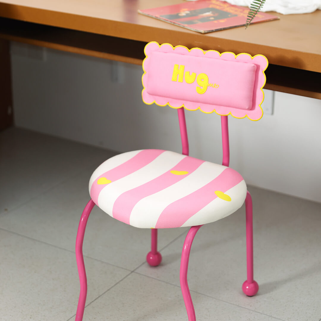 Whimsical Striped Vanity Chair with Heart Embroidered Backrest - Perfect for Girls' Rooms